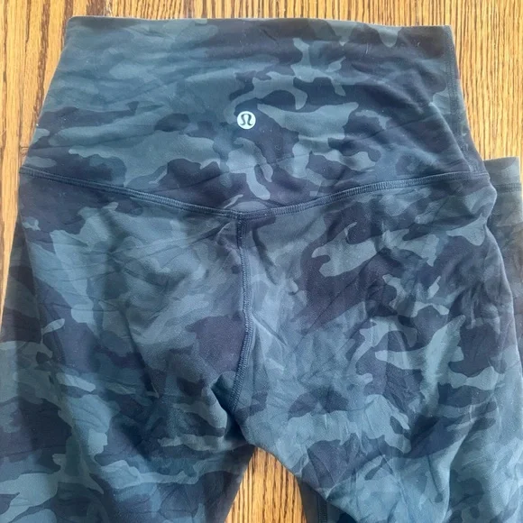 Lululemon Align Green Camo Leggings 29 Inseam High Rise Women's Size 4 EUC - Picture 6 of 8